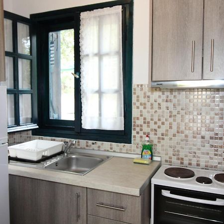 Olive House Apartment เอเลีย ภายนอก รูปภาพ