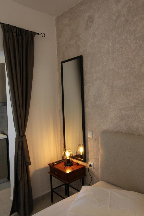 Olive House Apartment เอเลีย ภายนอก รูปภาพ